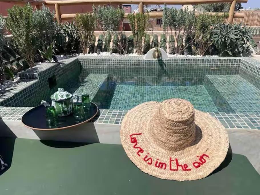 Riad Ptit Kech, Bassin Terrasse - Petits Dejeuners Marrakesh Buitenkant foto