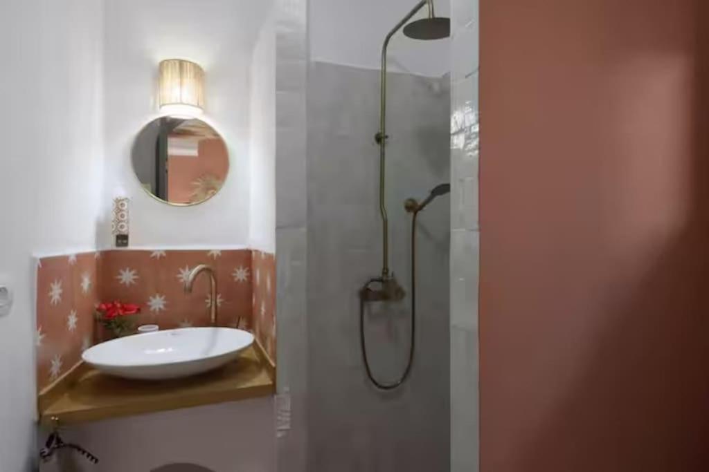 Riad Ptit Kech, Bassin Terrasse - Petits Dejeuners Marrakesh Buitenkant foto