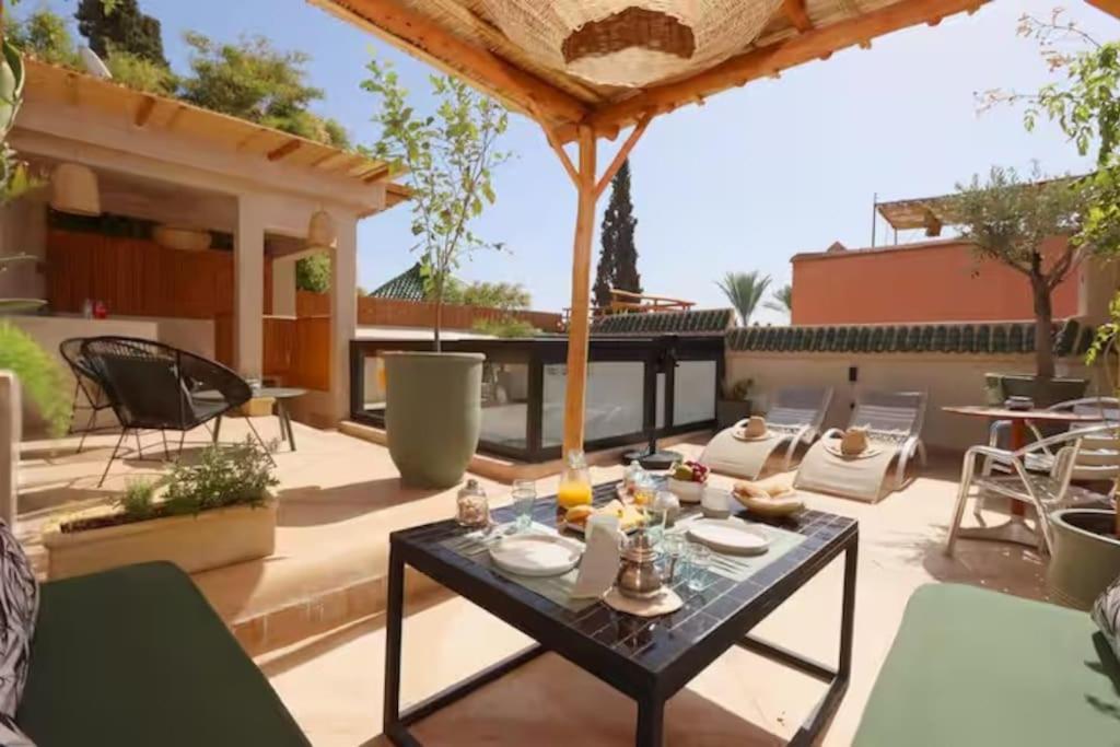 Riad Ptit Kech, Bassin Terrasse - Petits Dejeuners Marrakesh Buitenkant foto